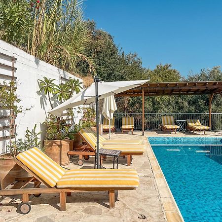 Archondia House - Holiday Apartments With Pool Kalawasos Zewnętrze zdjęcie