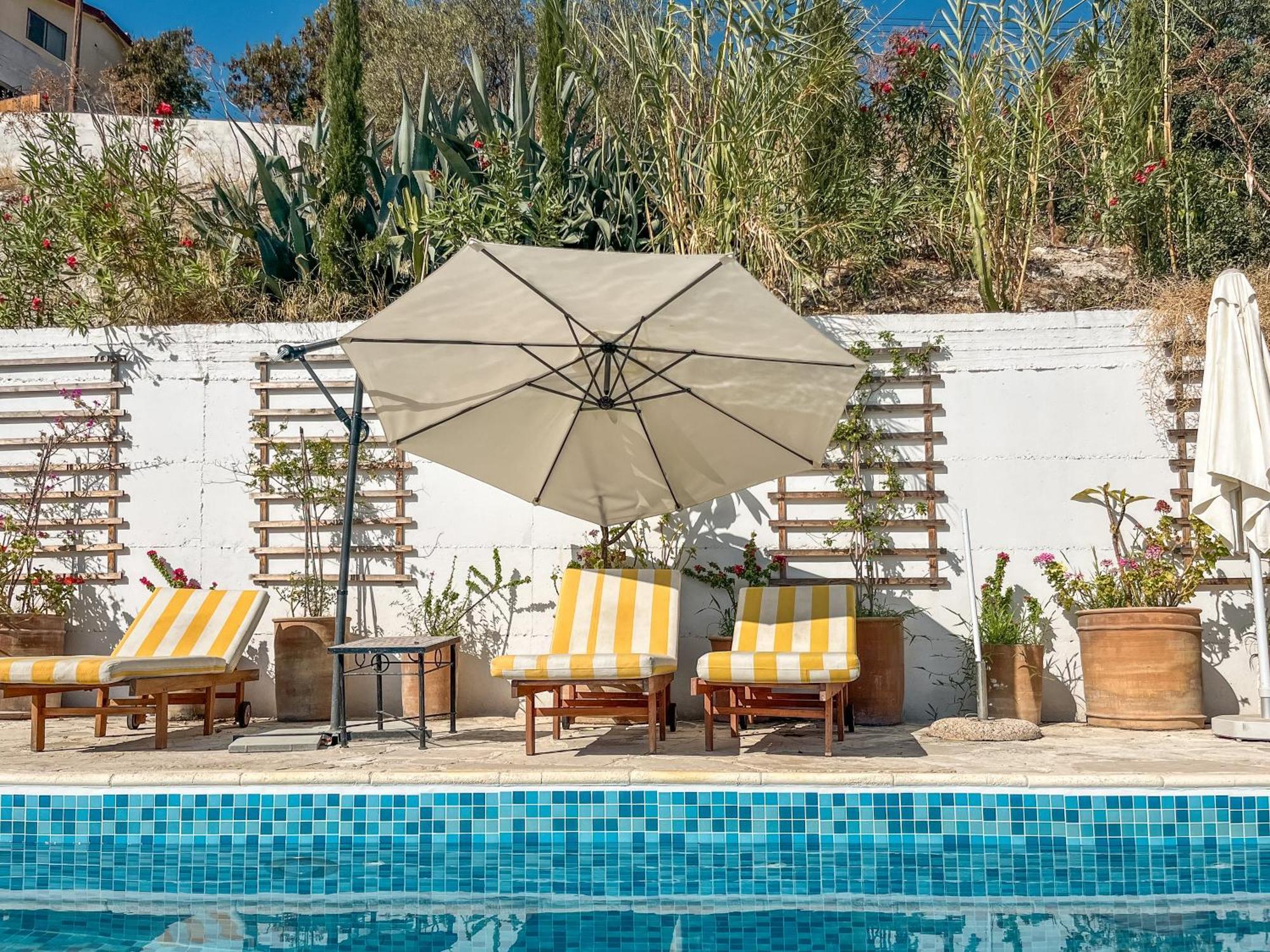 Archondia House - Holiday Apartments With Pool Kalawasos Zewnętrze zdjęcie